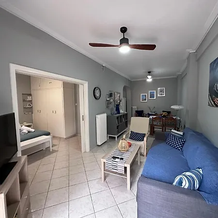 Cozy Apartment Near The City Center And Beaches Athens Exterior photo